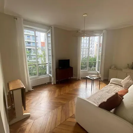 Cosy Square Gardette *